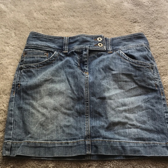 Ann Taylor Dresses & Skirts - Ann Taylor Loft jean skirt